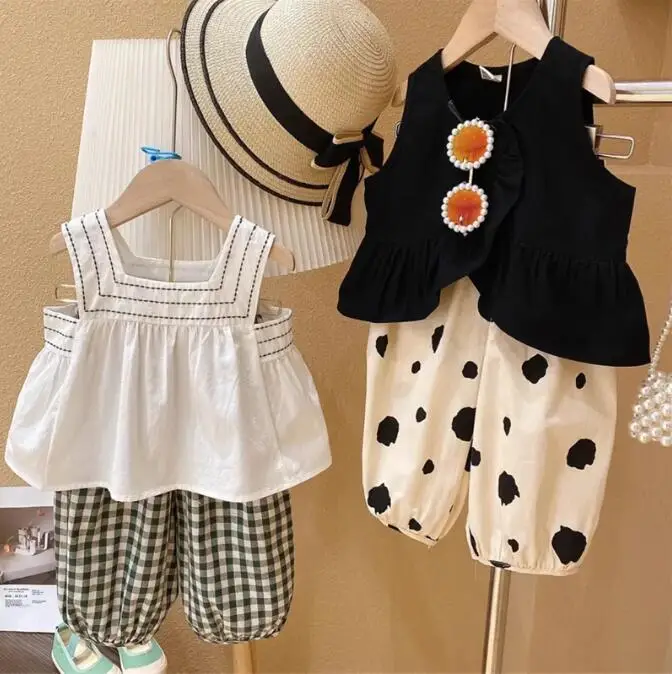 

2024 Girls Summer Korean Fashion Childrens Wear New Childrens Lantern Pants Baby Cute and Sweet Summer Two Piece Set