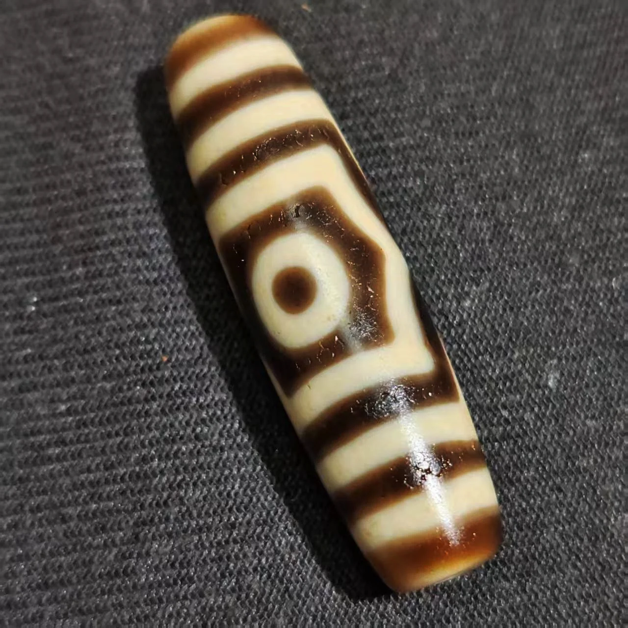 

No.3 Taiwan infiltration construction 5A high oil old material slurry weathering 3-eye agate Tianzhu Dzi