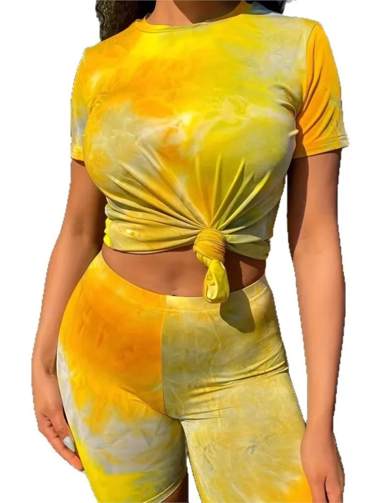 Summer New Women's Shorts Set Fashionable Printed Casual Round Neck Three Quarter Sleeve Sports Shorts Two-piece Set