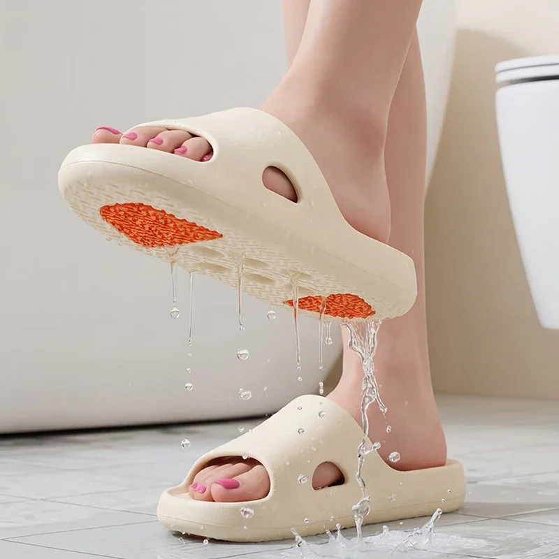 Pantuflas de baño antideslizantes con diseño hueco para mujeres embarazadas y padres, calzado de interior 2026, talla grande 45, pantuflas de casa para mujer