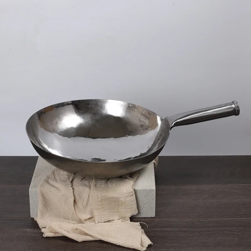 Handmade Chinese Wrought Iron Pot Seasoning Stove Top Cookware for Gas Stove Household Use Ironware Kitchen Essential