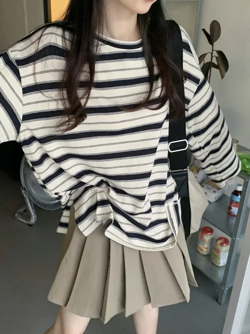 Neues Herbst-Winter-Damen-T-Shirt mit Streifenmuster, Rundhalsausschnitt und langen Ärmeln, lockeres, schmales Oberteil für Mädchen, Studentinnen, Damen, lässiges Basic-Shirt, Teenager-Sportshirt. – Detail 33