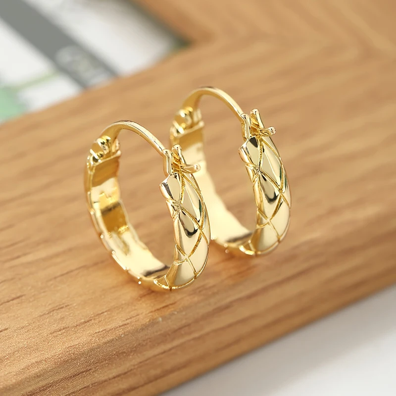 Huitan Textured Simple Gold Color/Silver Color Hoop Earrings for Women Versatile Party Wedding Luxury Wearable Metal Jewelry
