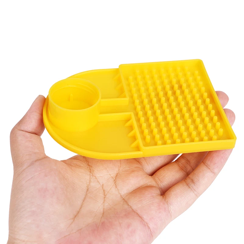 Bienen Wasser Feeder neues Design Eingang in Bienenstock Fütterung internen Mineral flaschen adapter Anti Ertrinken Imkerei Lieferungen