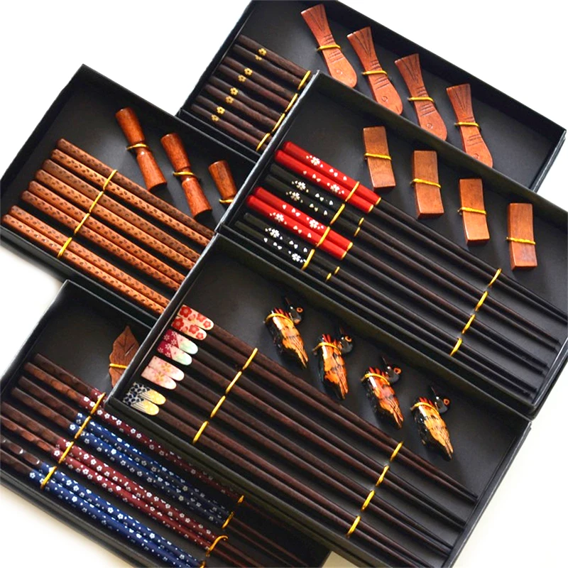 Japanese Style Chopsticks Set Gift Box 4 Pairs Of Chopsticks + 4 Pcs Chopstick Rest Creative Housewarming Gift Pack