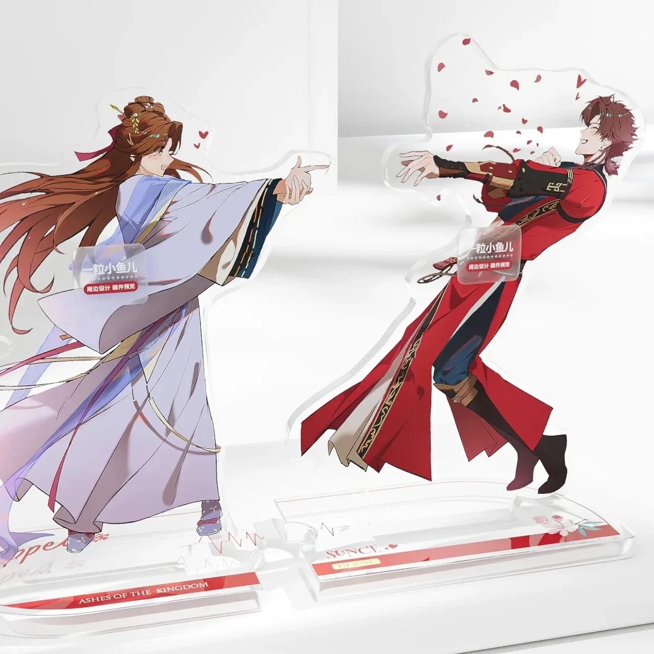 اسم الرمز: مجموعة جديدة من الأكريليك المحيطي لعبة يوان، أكثر جميلة من زخرفة سطح المكتب على شكل قلب، علامة تجارية واقفة