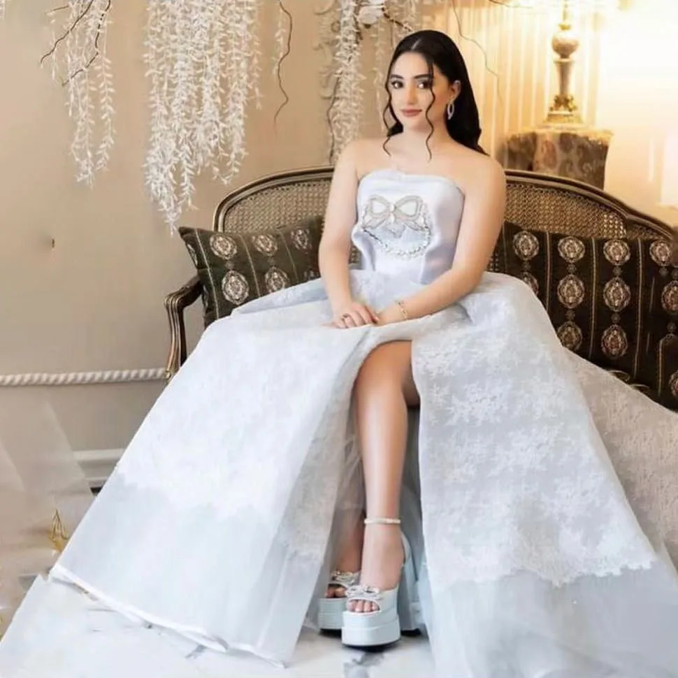 Stunning Crystals Beaded Women Formal Dresses Big Bow Tulle Wedding Gowns Strapless Applique Bridal Dress with Split