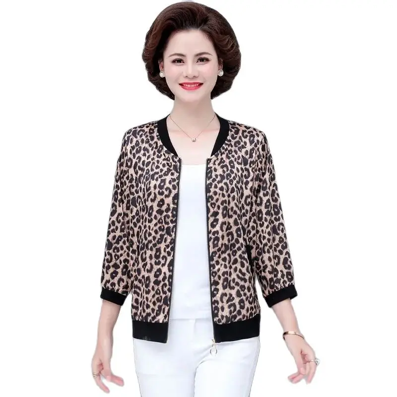 Spring And Summer Thin Short Coat 2022 New Printing Middle-aged And Elderly Women's Cardigan Nine-point Sleeve Sunscreen Top6XL