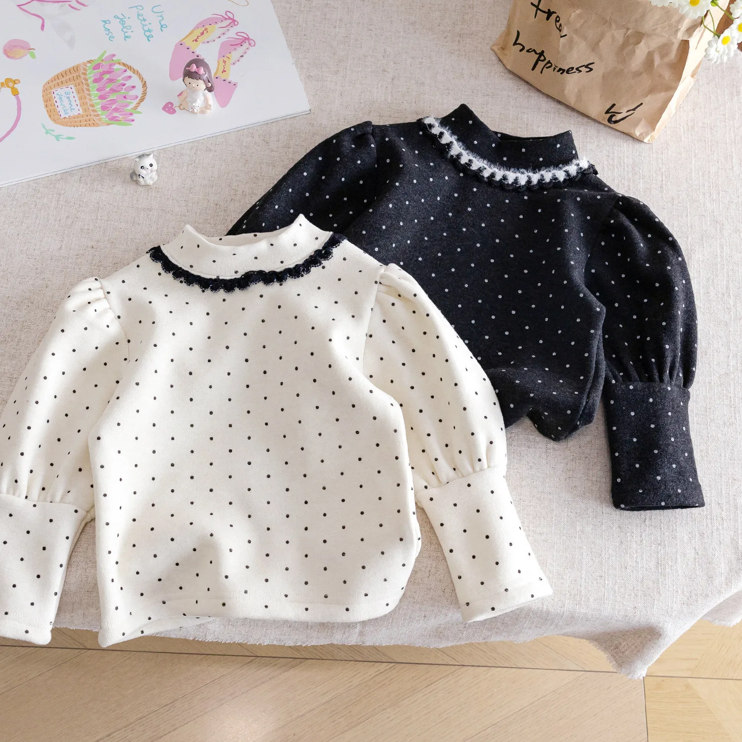 

Baby Girl Thickened Integrated Fleece Long-sleeved T-shirt Baby Girl Autumn and Winter Girls Warm Polished Cotton Shirt