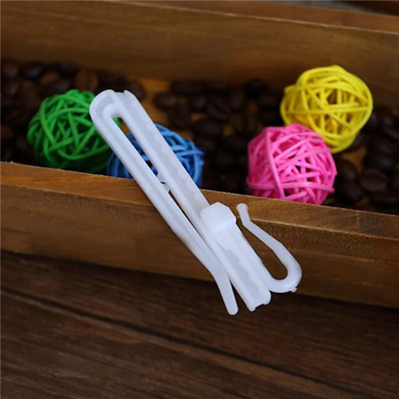 

AB35-400PCS Пластиковые крючки для подвешивания штор Стерео окно Белый пластик с регулируемой высотой Аксессуары для штор 9 см