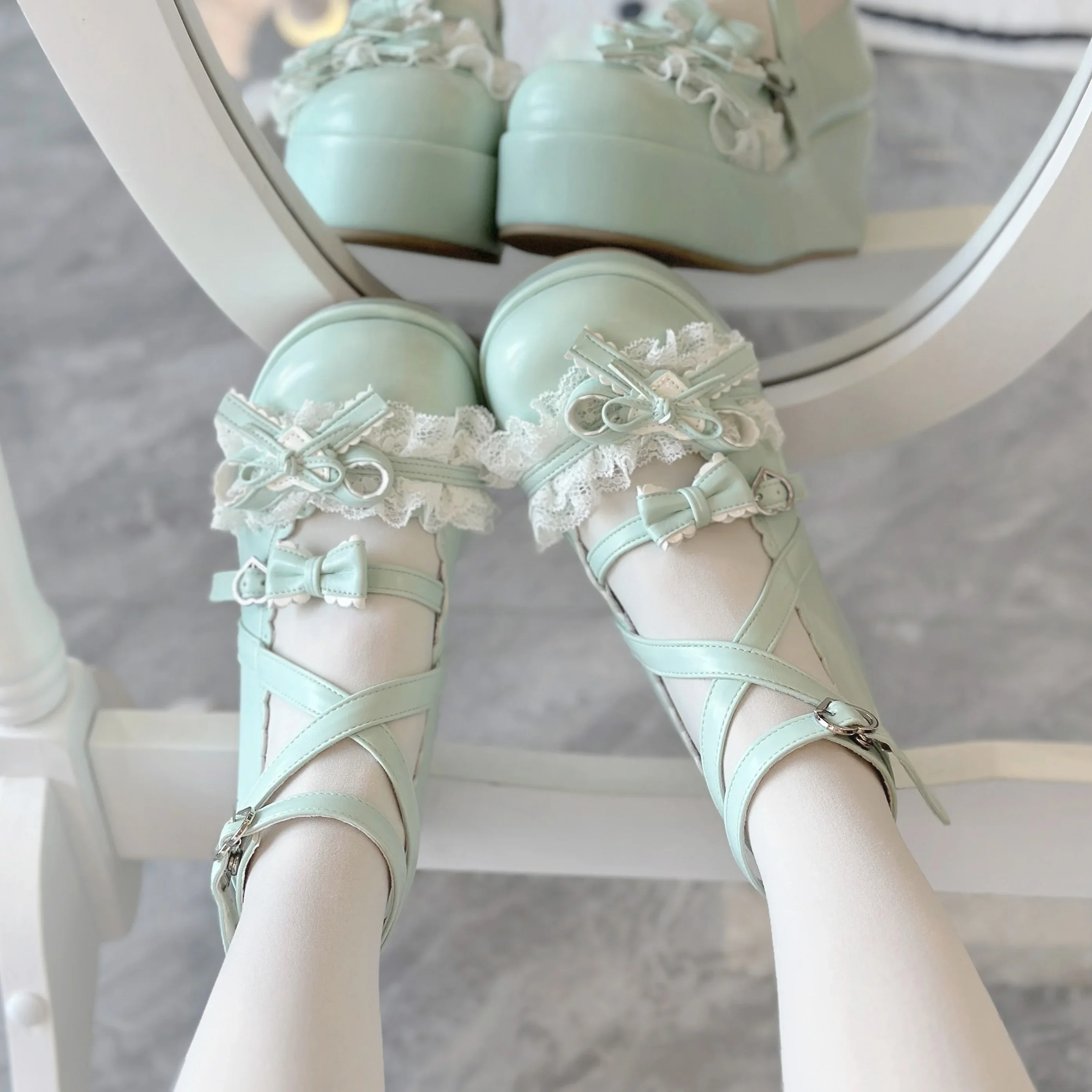 Platform Lolita Shoes Round Head Leather Casual College Heels Women Bow Lace Edge White Platform Shoe