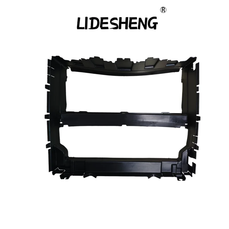 LR061740 Radiator Support Air Duct Deflector Baffle for LR Range Rover L405 L494 13-22
