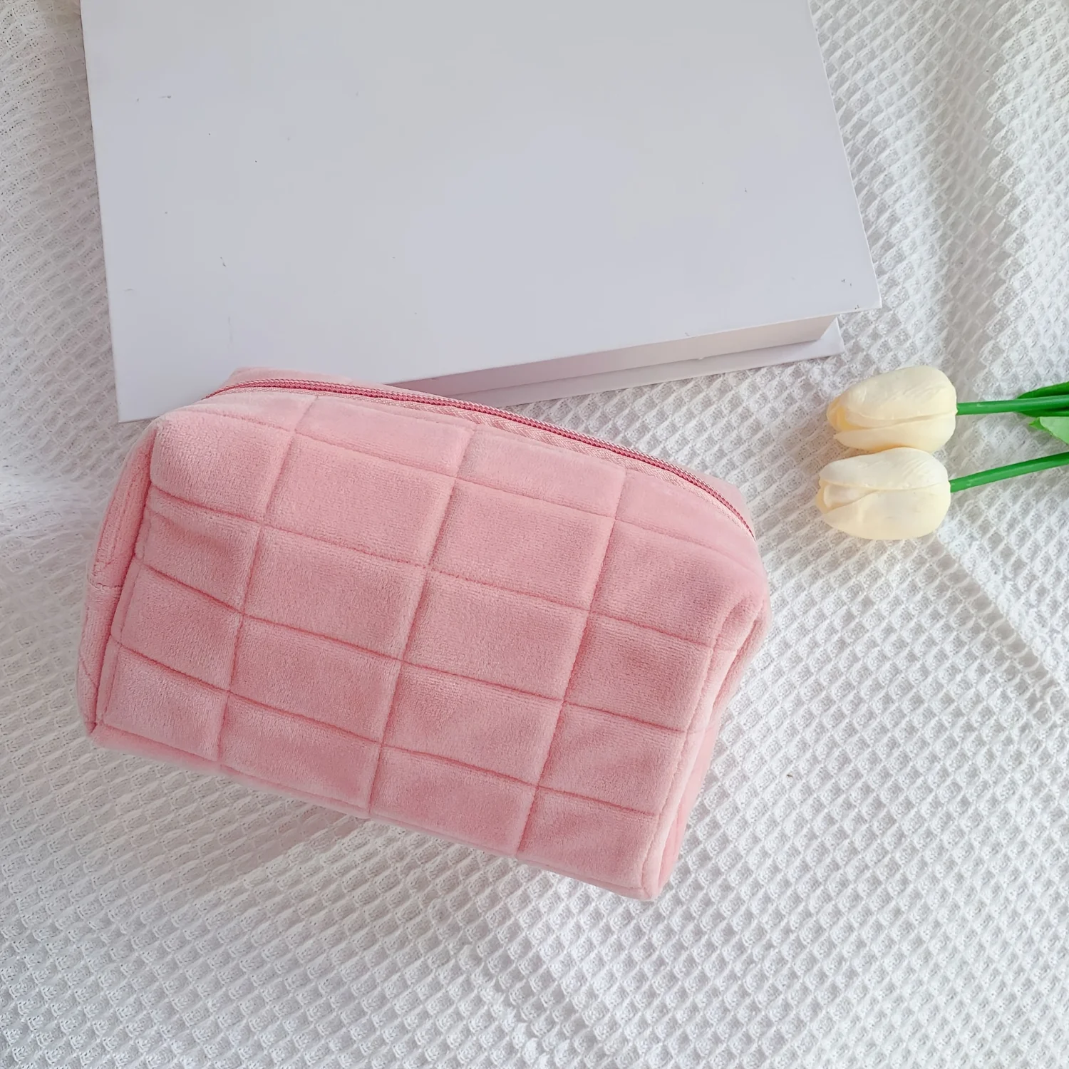 

Plush Grid Quilted Cosmetic Bag, Portable Travel Bag, Simple Makeup Bag Organizer