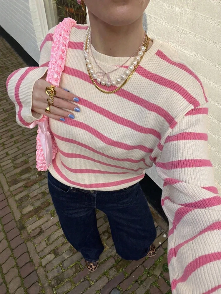 

Осень-зима 2025 г., новый вязаный топ, вязаный свитер в полоску с ленивым ветром, пуловер, модный темперамент