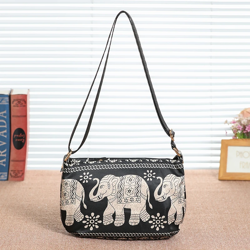 

Gillian New Faion Women's Crossbody Bag Lightweight Printed Casual Single oulder Bag Ox Cloth Moon ape Handbag