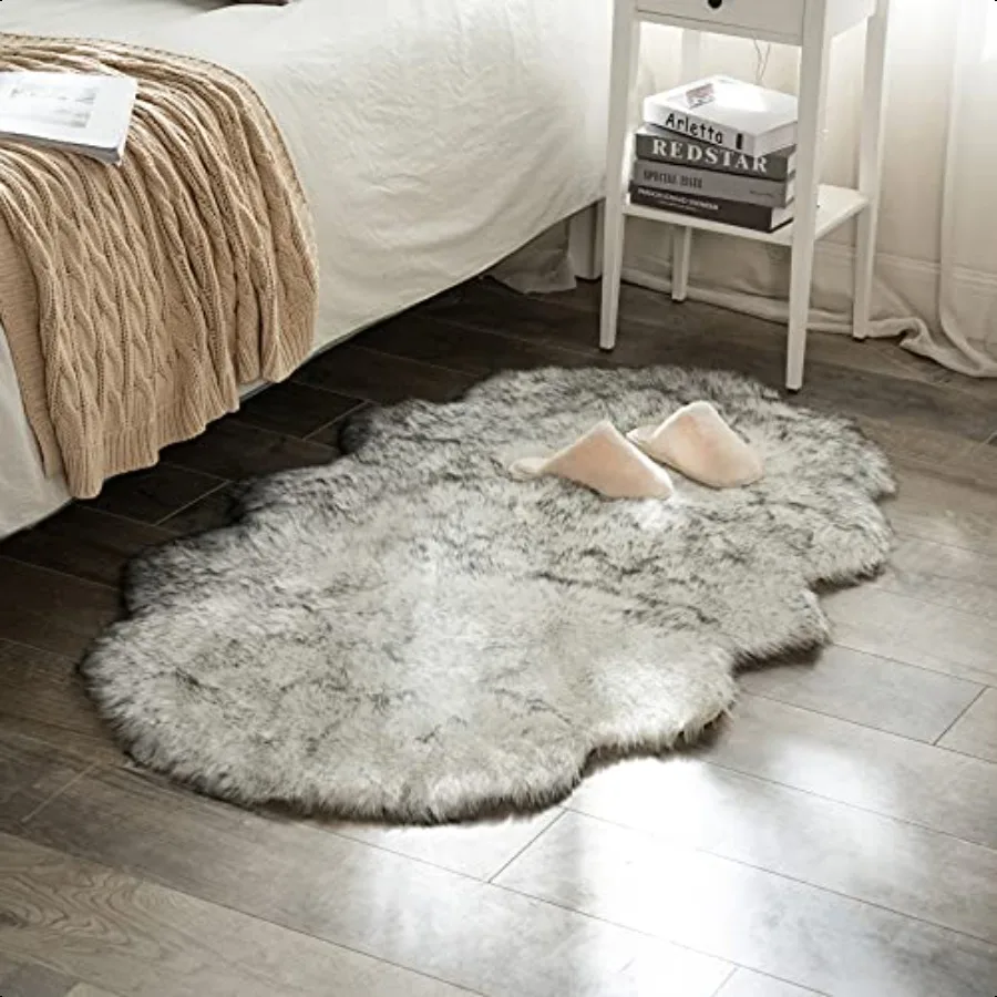 

Luxury er Soft Fluffy Area Rug Faux Fur Sheepskin Rug Decorative Plush Shaggy Carpet for Bedside Sofa Floor Nursery 3 x 5 Feet