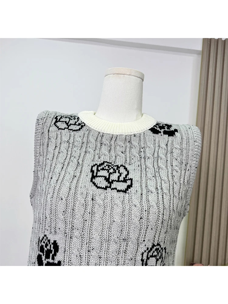 Spring Women Korean Shoujo Crop Sweater Sleeveless Knitting Vest Gyaru O-neck Design Y2k Coquette 2000s New Vintage Aesthetic