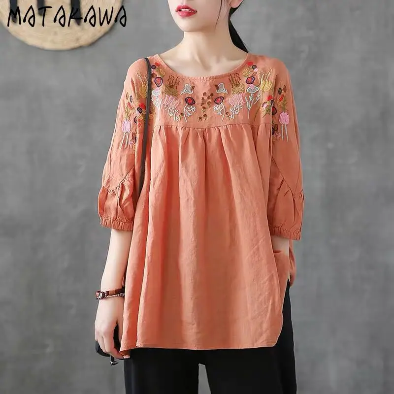 

Matakawa Half Sleeve T Shirt for Women Embroidered Floral Spring Summer Ropa De Mujer Loose Vintage Elegant Fashion T-shirts
