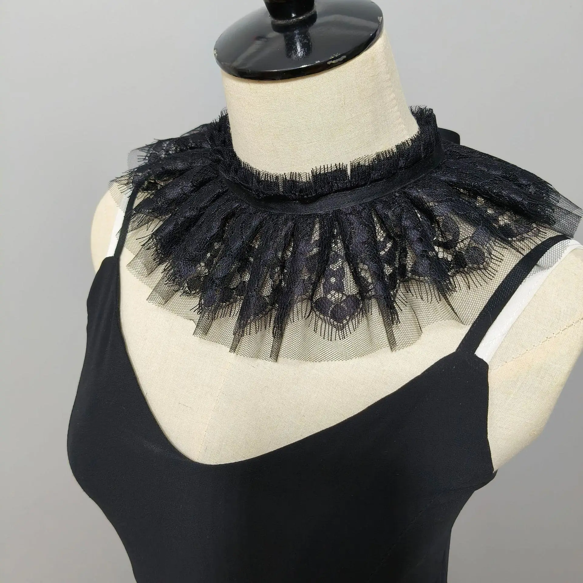 colar-decorativo-de-renda-de-camada-dupla-colar-falso-acessorio-favoravel-para-mulheres-temporada-de-primavera-sem-marca-registrada