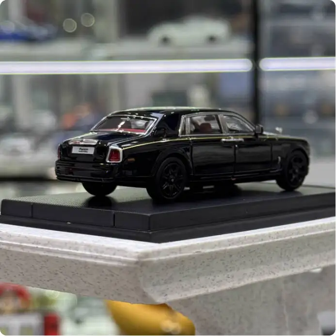 SW 1:64 ロールスロイス ファントム VII ダイキャストカーモデル（3色