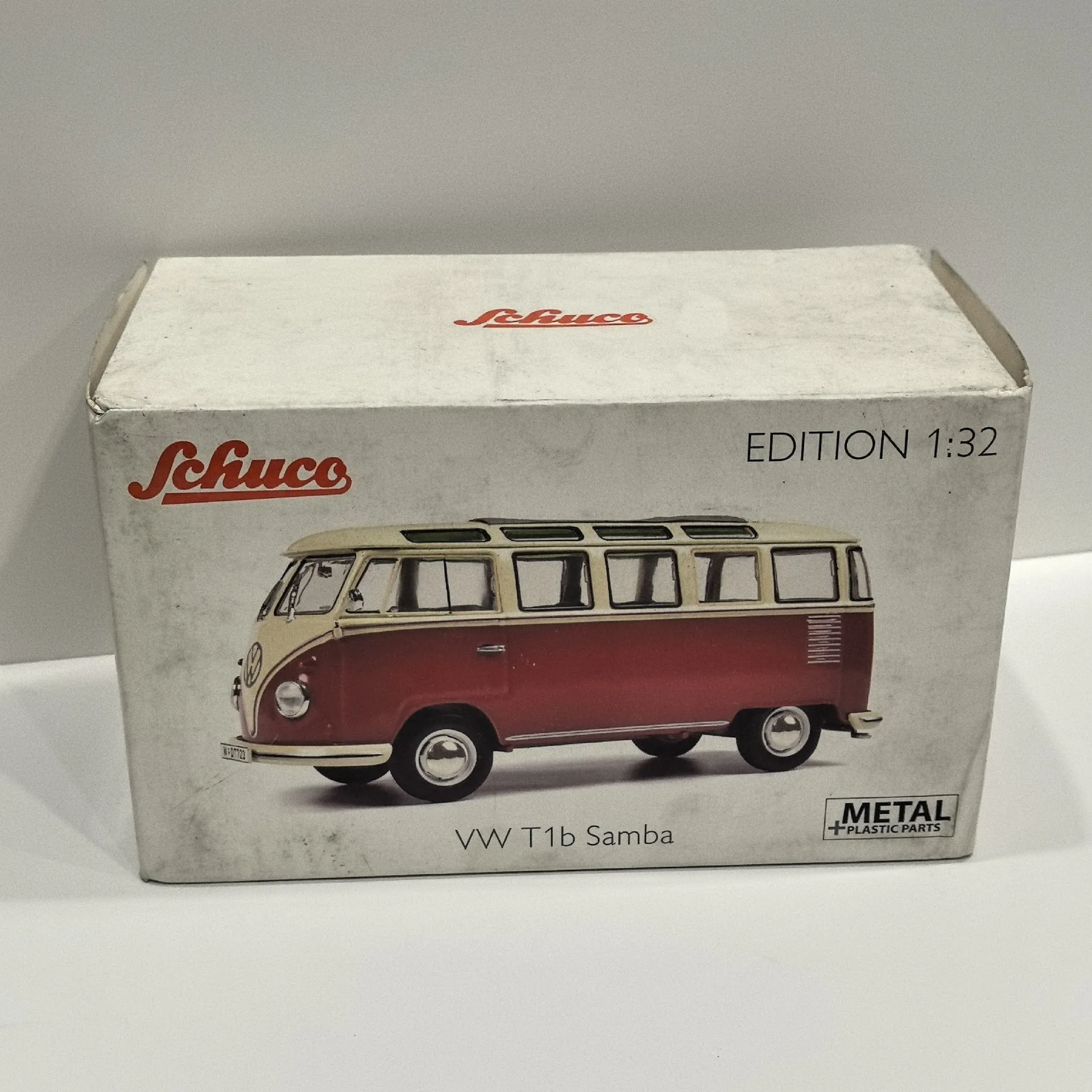 Caja antigua Diecast SCHUCO escala 1/32 VW T1B Samba VW K6 modelo de coche de aleación