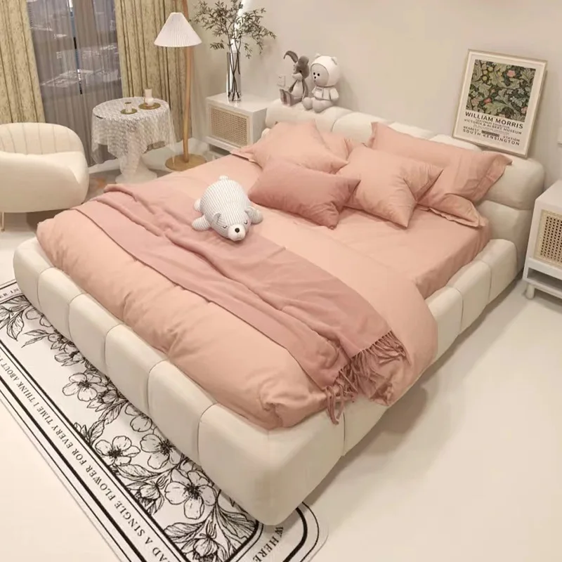 سرير إيطالي بسيط منتفخ لغرفة النوم الرئيسية خفيف فاخر للمشاهير على الإنترنت كريم تكنولوجيا الرياح قماش غير لامع حديث بسيط #1