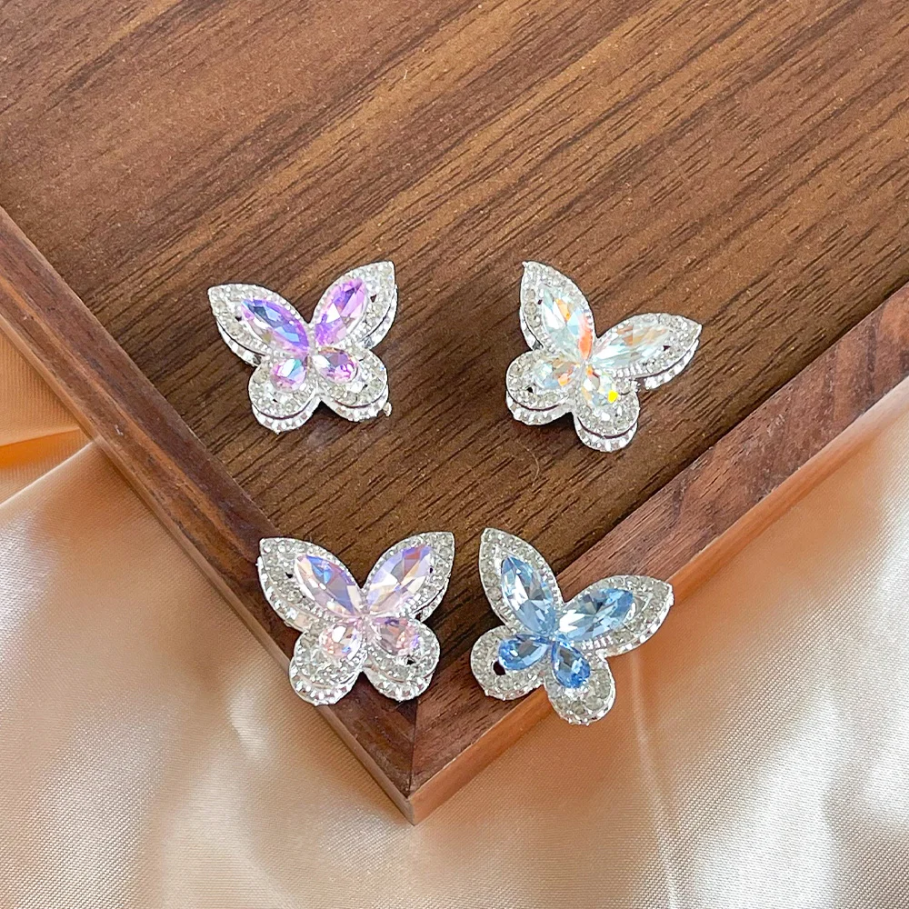 

Cordial Design 30Pcs 18*22MM DIY Beads Making/Rhinestone Effect/Hand Made/Jewelry Findings/Butterfly Shape/Alloy Bead #18987