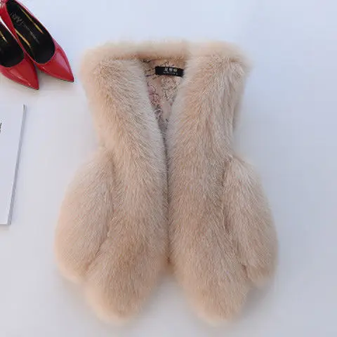 High Quality Fake Fur Vest Coat 2024 Faux  Warm Women  Vests Winter Fashionable Solid Color Women\'s s Jacket T225