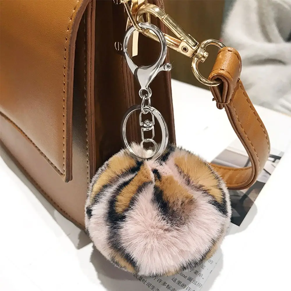 Bags Gifts Round Ball Pendant Leopard  Heart Fur Ball Key Ring Key Chains  Keychain