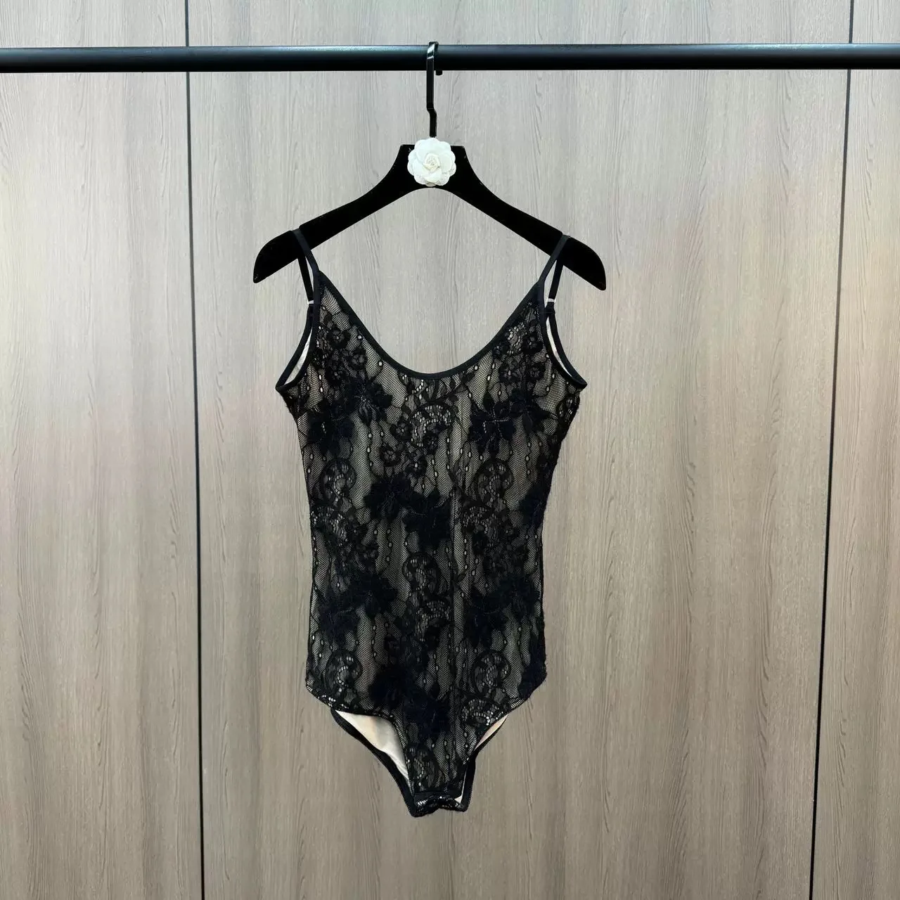 Spring/Summer 2025 new retro style lace splicing U-shaped backless one-piece strap y2k crop top