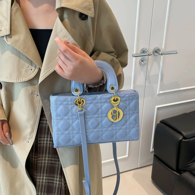 

Модная женская сумка с уникальным силуэтом, идеально подходит для вечеринок, повседневная одежда для путешествий, прочная и легкая