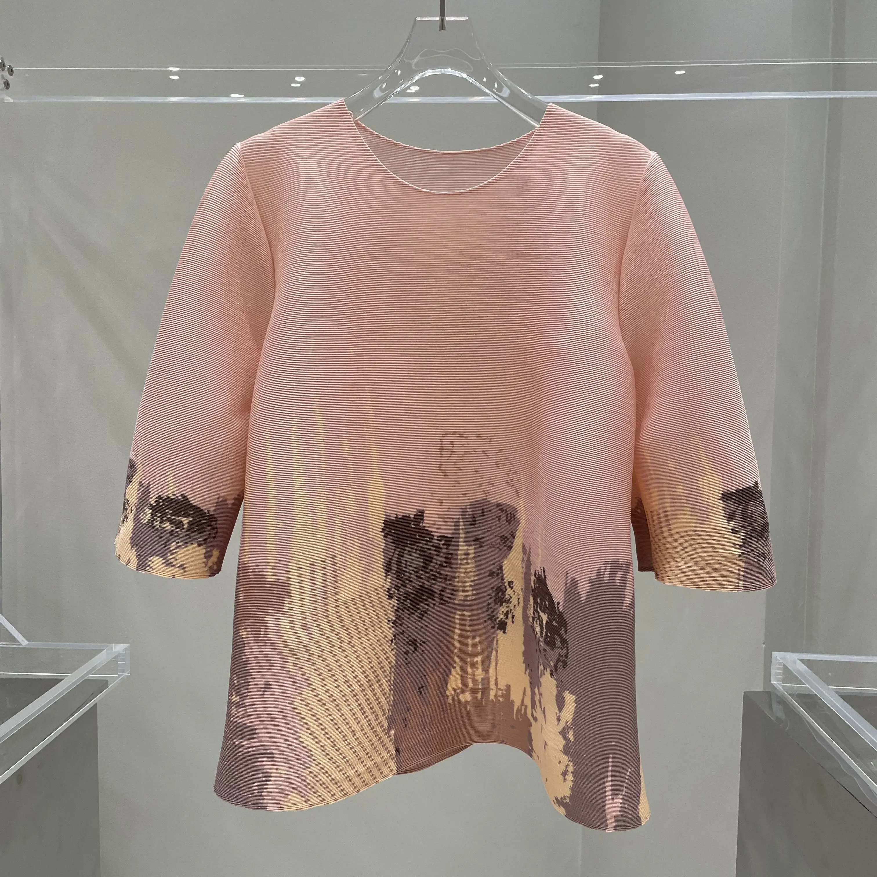 2025 spring and summer new product fold series sleeve head printing loose and thin meat covering super elastic  set