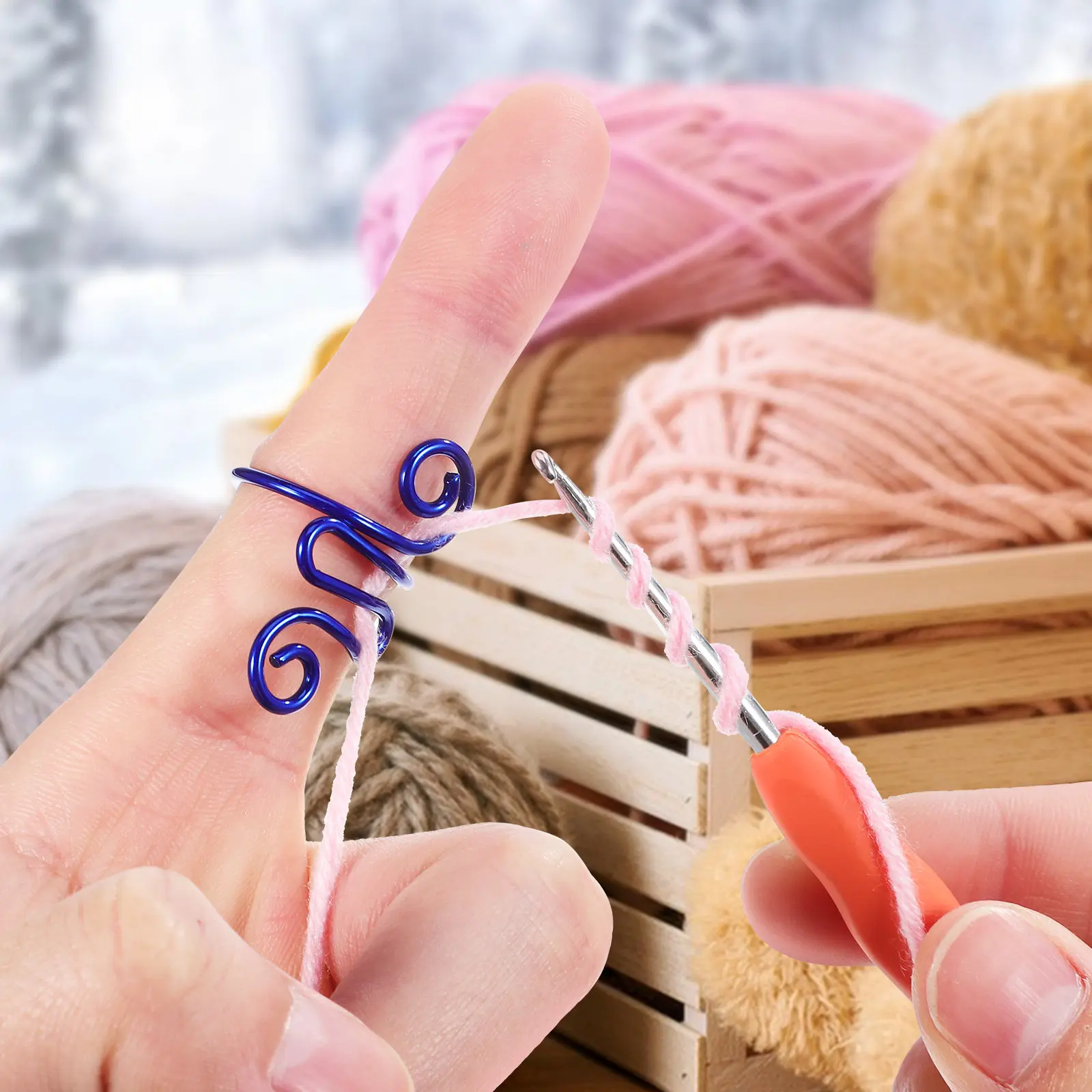 6Pcs Adjustable Crochet Rings Metal Yarn Guide Stitch Rings for Knitting Crochet Accessories Stitch Ring Yarn Ring