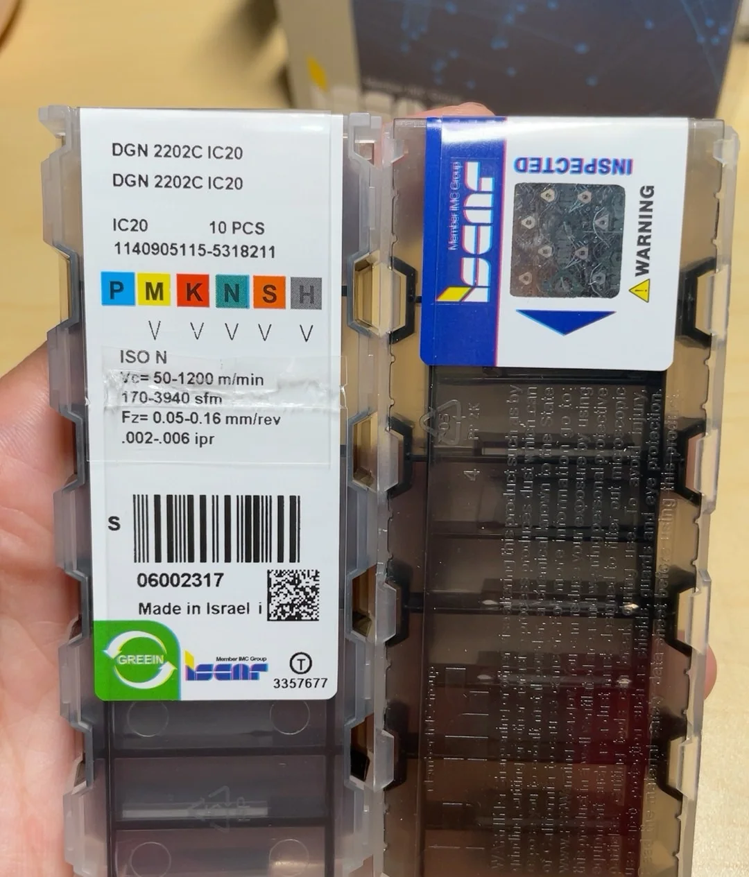 

Hard alloy cutting blades DGN2202C IC20