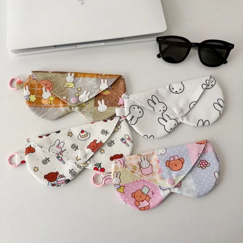 Kawaii Miffy Sunglasses Bag Portable Dustproof Scratch Resistant Heart Shaped Glasses Storage Bag Waterproof