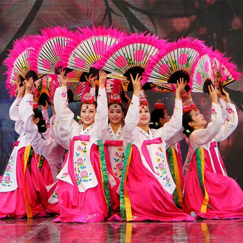 Korea Dancing Fan Big Size 2 Layers Feather Peony Flower Hand Fan Square Dance Show Folk Dancer Performance Prop 1pcs Right Hand