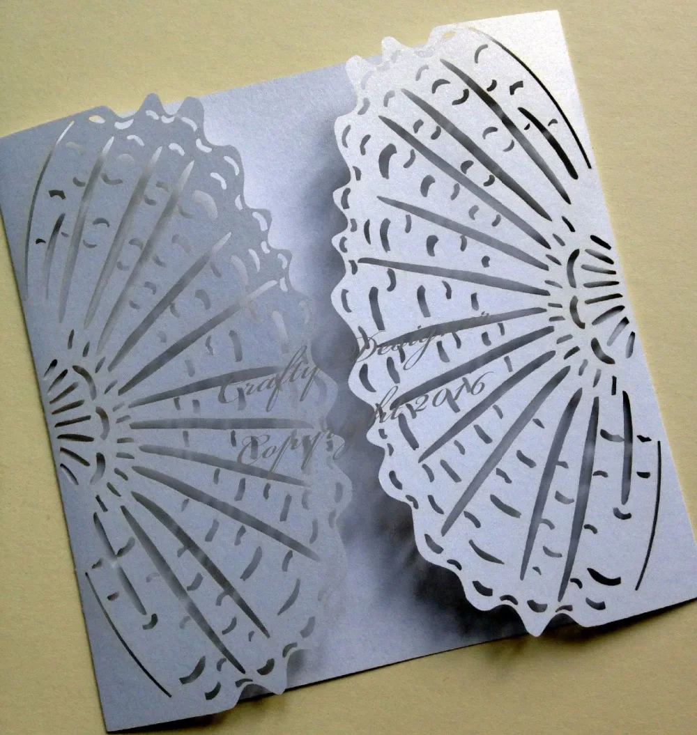 

50pcsB espoke Beach Shell Wedding Invitation,laser cut custom invitations, personalized greeting card,Seaside wedding