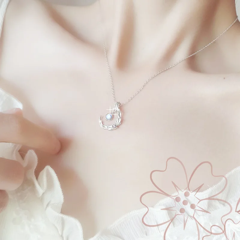 جديد Hot البيع الفضة اللون بسيط الزركون قلادة على شكل قمر الموضة المرأة Moonstone قلادة هدية XL778 #4