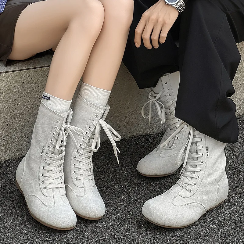 Retro Lace Up Flat Off White Boots Men Women Couple Style 2026 New Autumn High Top Fashion Outdoor Botas Footwear