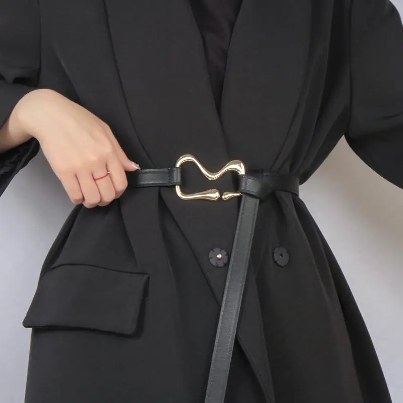 عادية بولي Leather جلد المرأة رقيقة حزام طويل الذهبي مشبك سلسلة حزام خصر حبل معقود معطف على شكل ثوب حزام الخصر