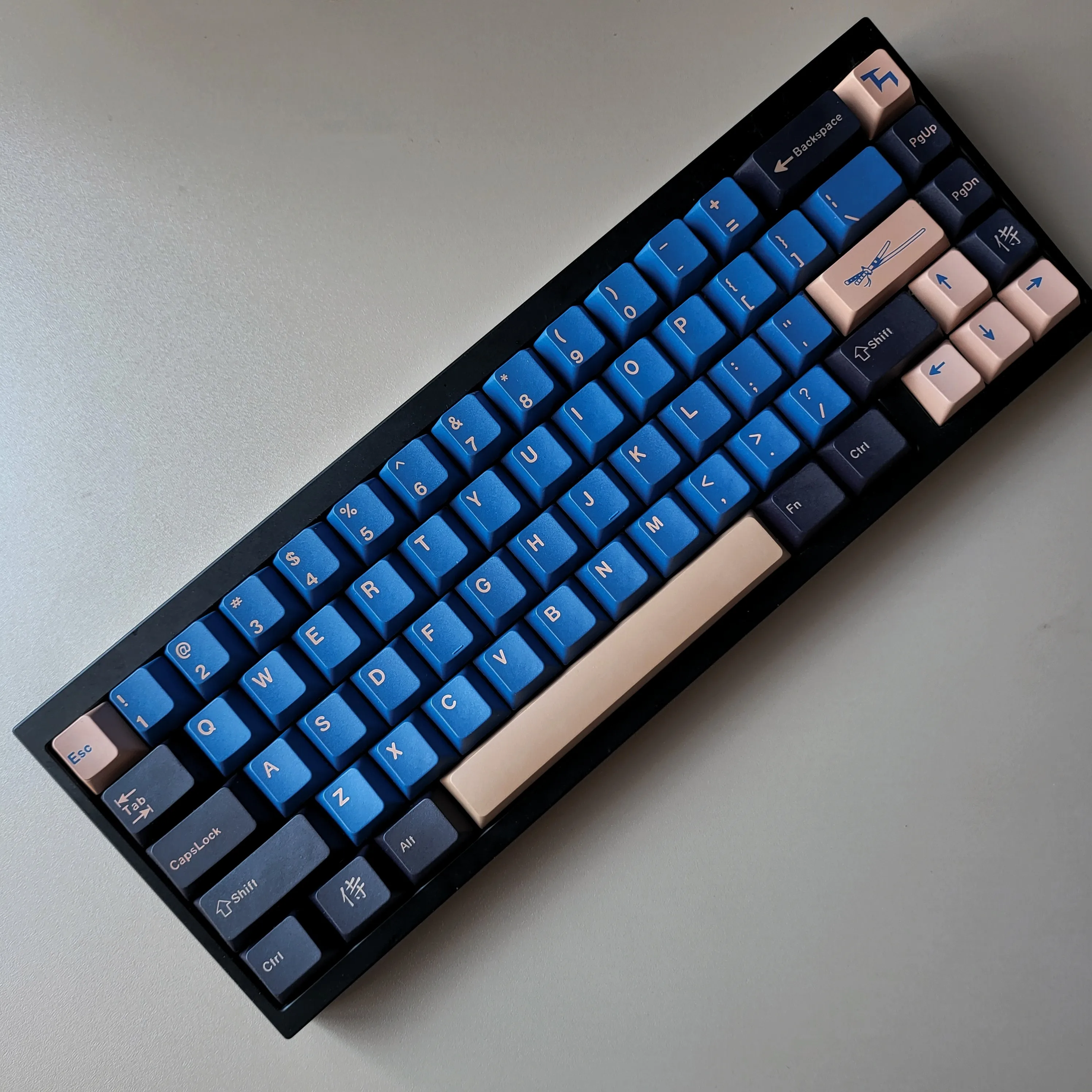 PBT Keycaps FR/DE/ES/RU/KR/EN/AR/Thai/JP Blue Samurai Cherry Profile Dye Sub Keycap For Mechanical Keyboard ISO Layout rainy 75