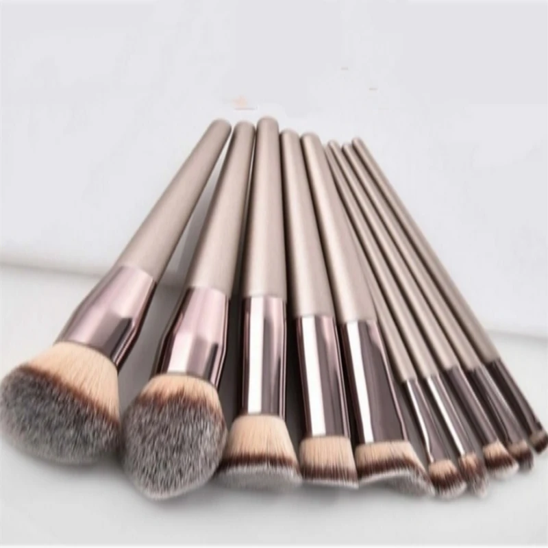10-Piece Soft-Bristled Makeup Brush Set-Powder Blush Foundation Eyeshadow Concealer And Eyebrow Travel Kit