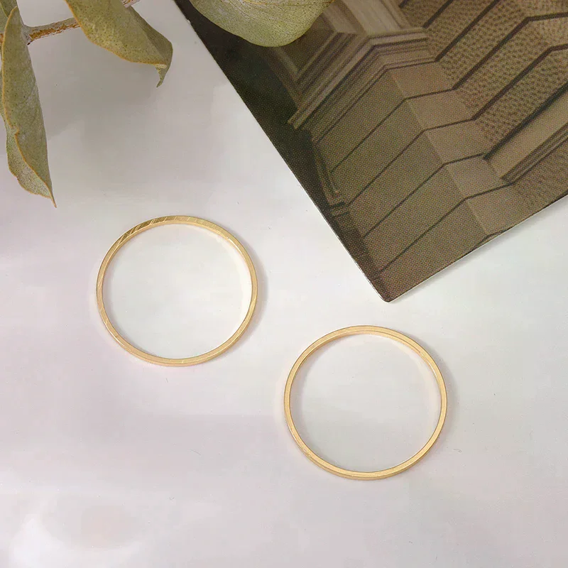 2Pcs Classic Dainty Smooth Thin Rings, Premium Minimalist Band For Women's Wedding & Party Gifts