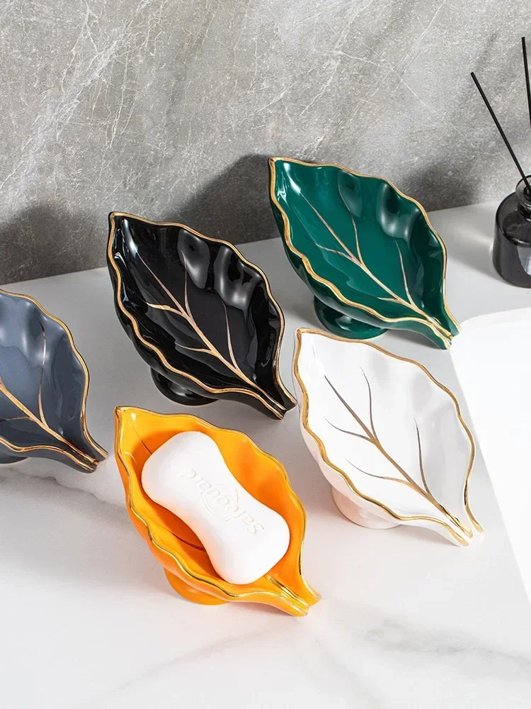 Leaf Shape Soap Box Soap Dish with Drain Water Showers for The Bathroom Soap Dish Soap Holder Bathroom Storage