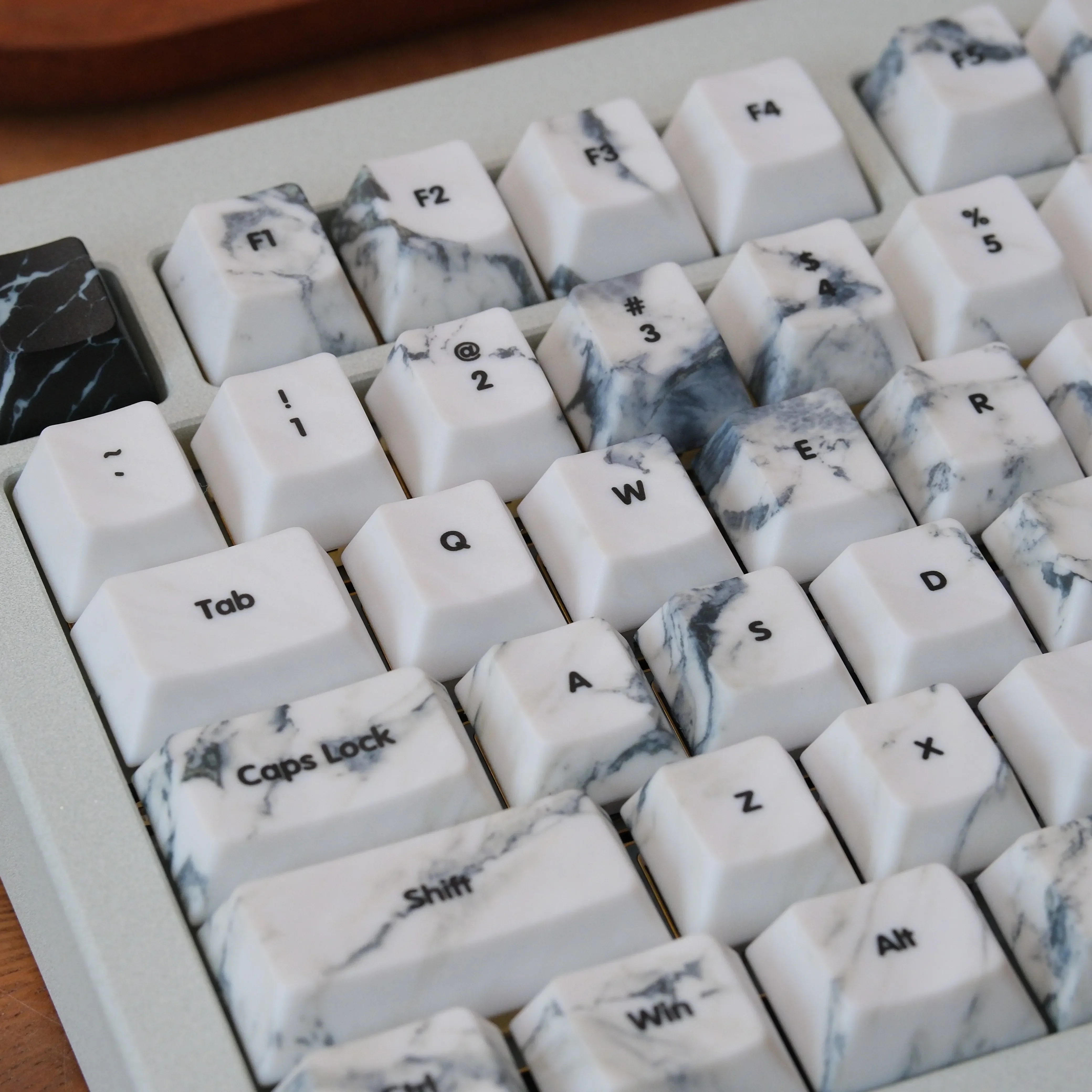 

White marble 2.0 keycap PBT full five-sided hot sublimation 144 keys 1.8mm wall thickness Original height