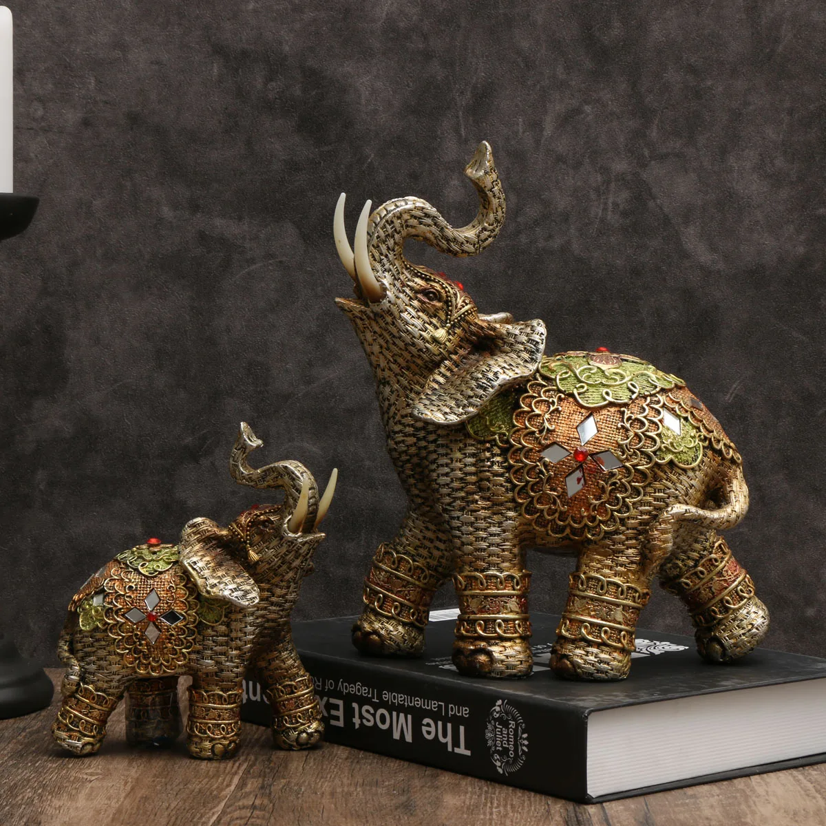 1pc, Exotic Embellished Elephant Figurines, Resin Craft, Decorative Statues For Living Room And Bedroom Home Decor statue