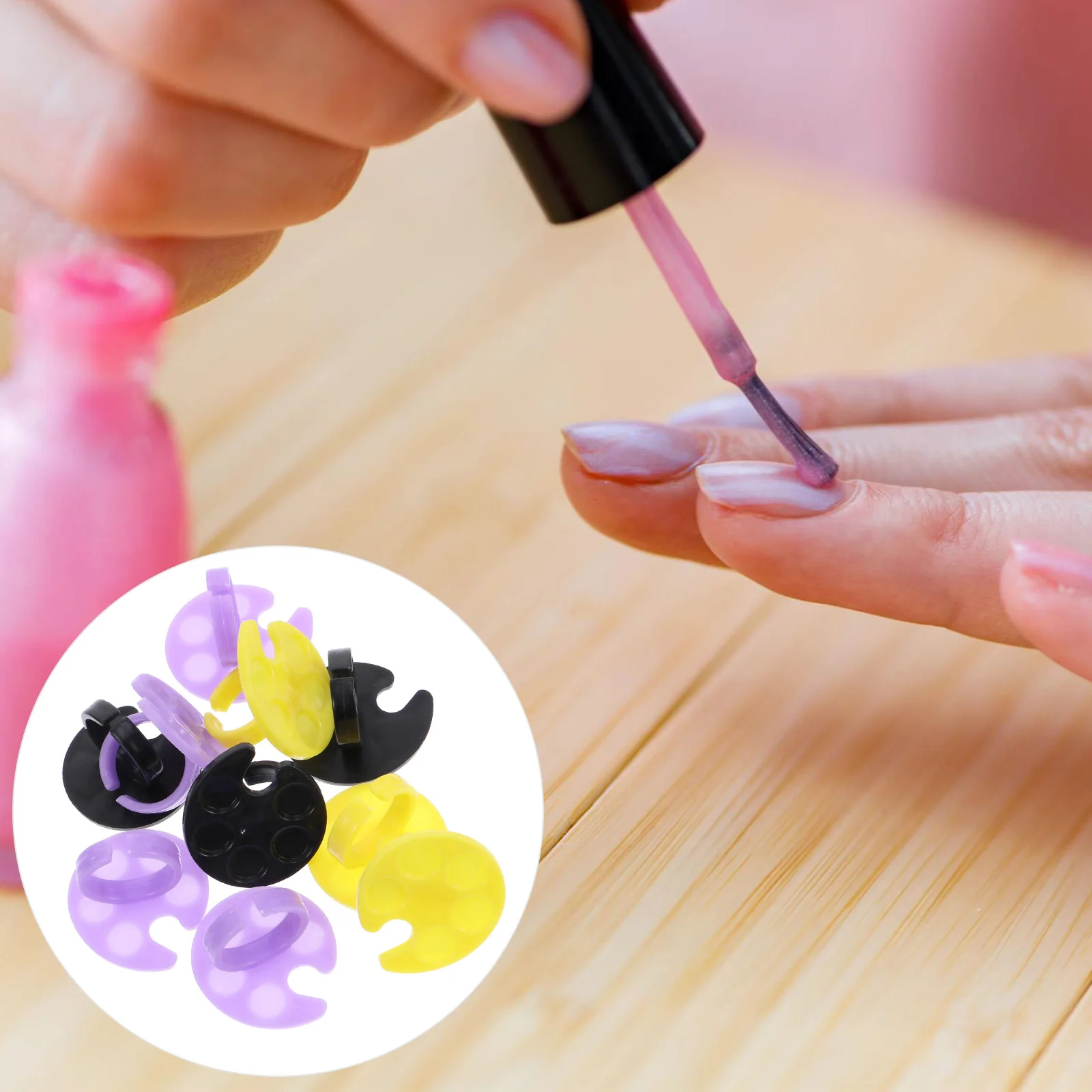 Tavolozze di anelli per nail art indossabili da 10 pezzi Vassoio di miscelazione in plastica liscia adatto per fondotinta pigmentato per smalto e salone di manicure