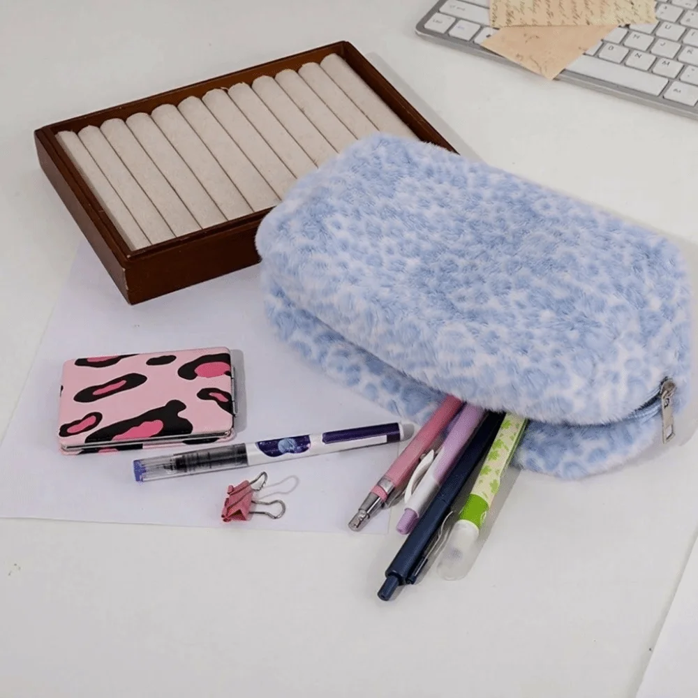 

Sweet Large Capacity Leopard Print Makeup Bag With Zipper Cosmetic Bag Soft Portable Toiletry Organizer Daily