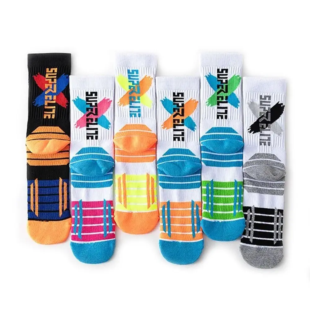 자전거 러닝 두꺼운 러닝 양말 여러 색상 통기성 스포츠 양말 빠른 건조 남성 여성