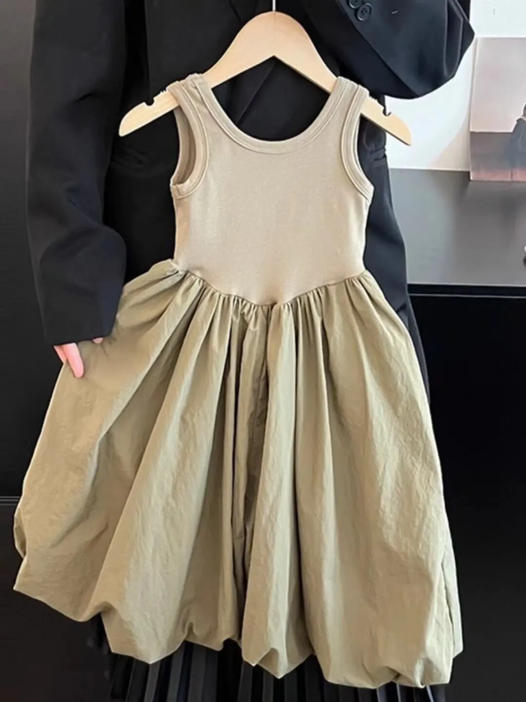 Summer New Splicing Backless Sleeveless Vest Skirt Holiday Beach Skirt Girls Dress Medium and Small Children